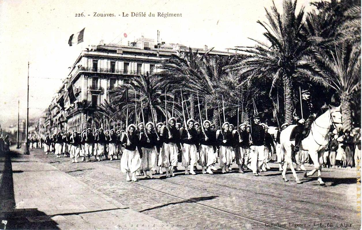 Alger - Defile de Zouaves.jpg